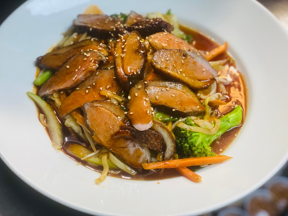 Order Five Spiced Duck Stir Fry food online from Tong's Thai Restaurant store, San Antonio on bringmethat.com