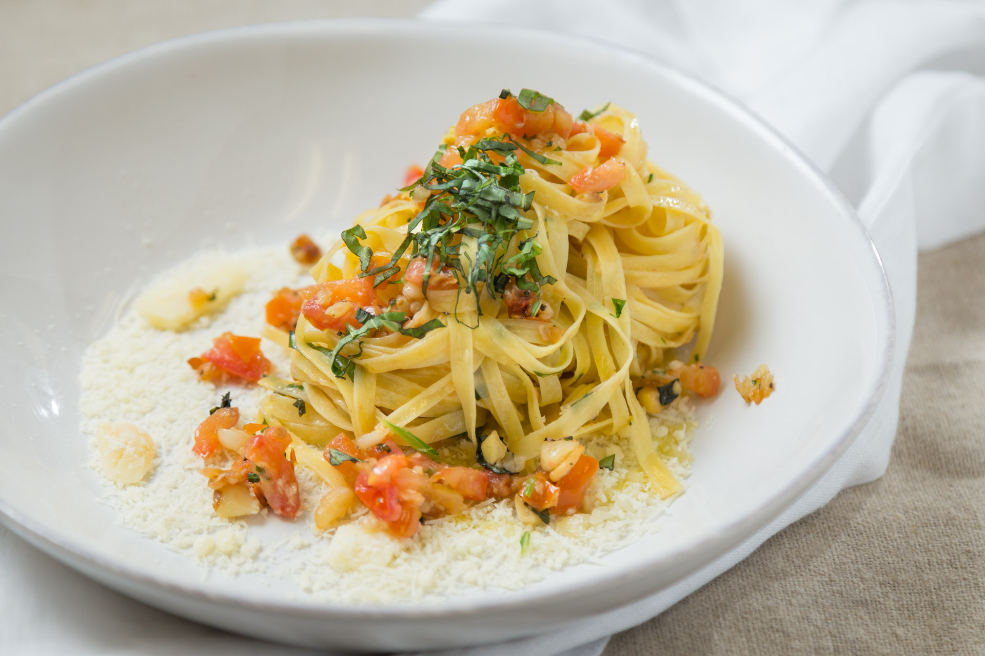 Order Aglio e Olio Pasta | Lunch food online from Bossa Nova Inc store, Hawthorne on bringmethat.com