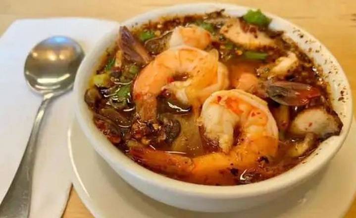 Order Tom Kha Soup food online from Maenam Thai store, Blawnox on bringmethat.com