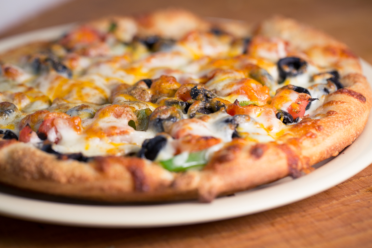 Order The California Pizza food online from Mancinos Pizza and Grinders of Taylor store, Taylor on bringmethat.com