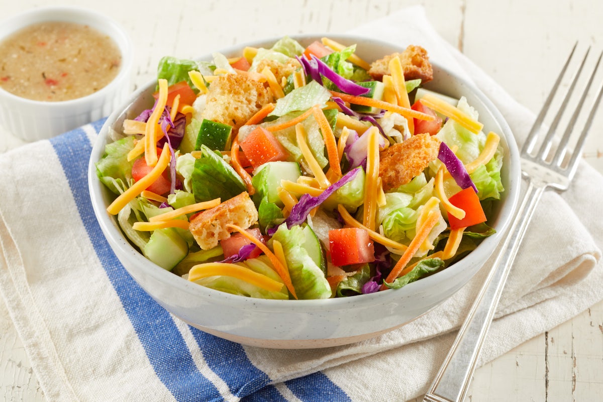 Order Farmhouse Garden Salad food online from Bob Evans store, Canton on bringmethat.com