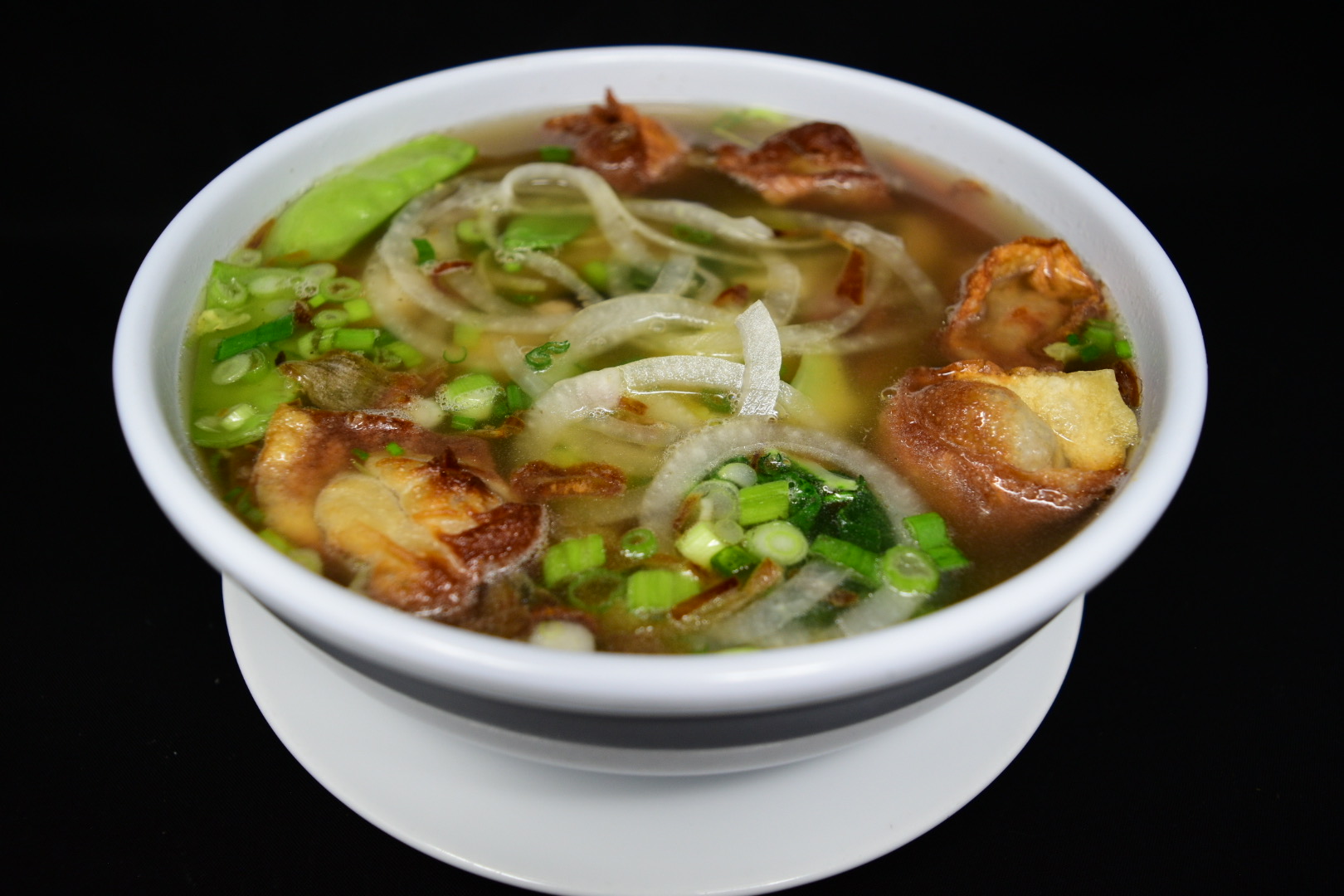 Order 40. Wor Wonton Soup food online from Fortune Star Cuisine store, Reno on bringmethat.com