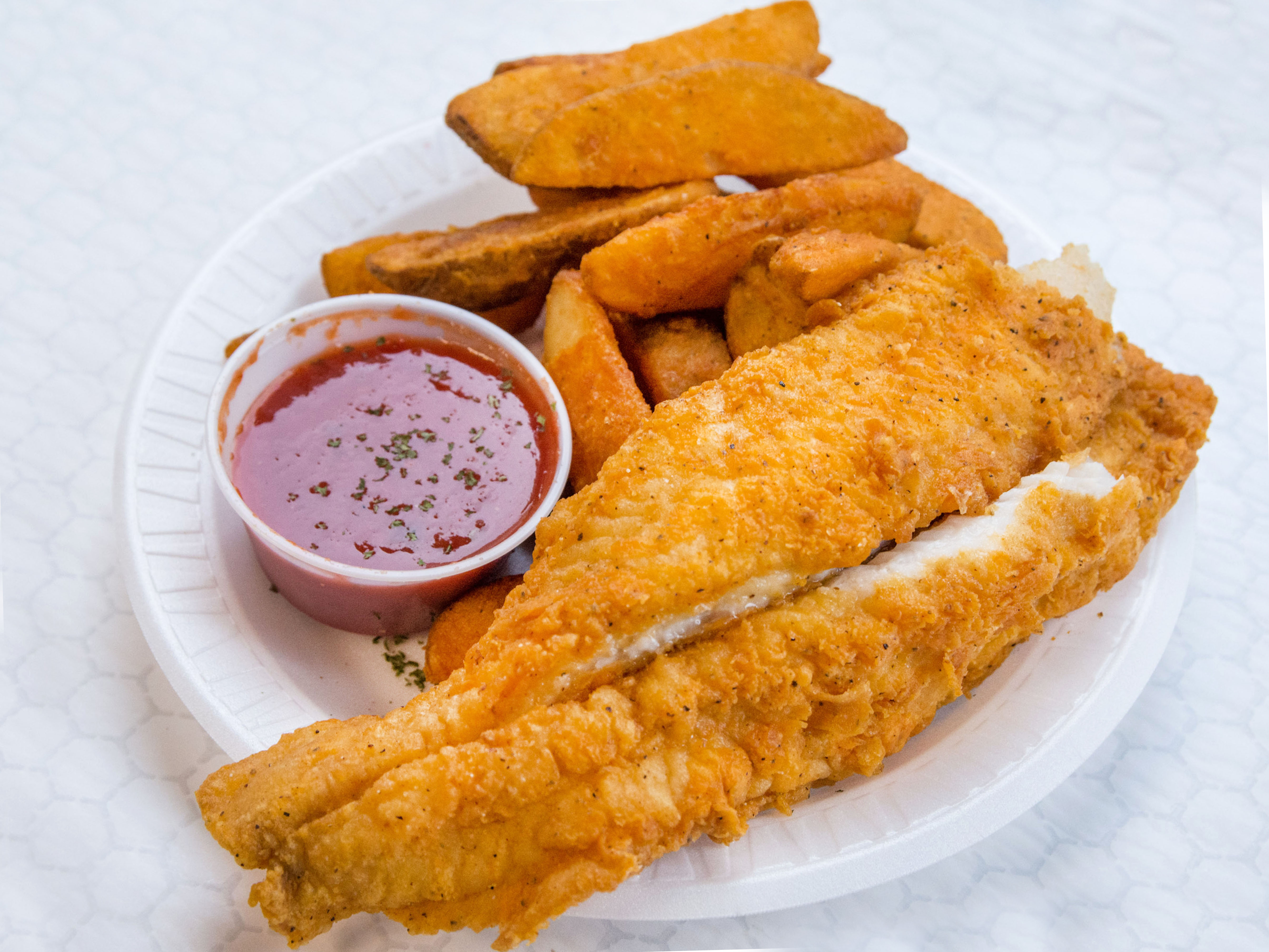 Order Boneless Lake Trout Platter food online from American wings and pizza store, Baltimore on bringmethat.com