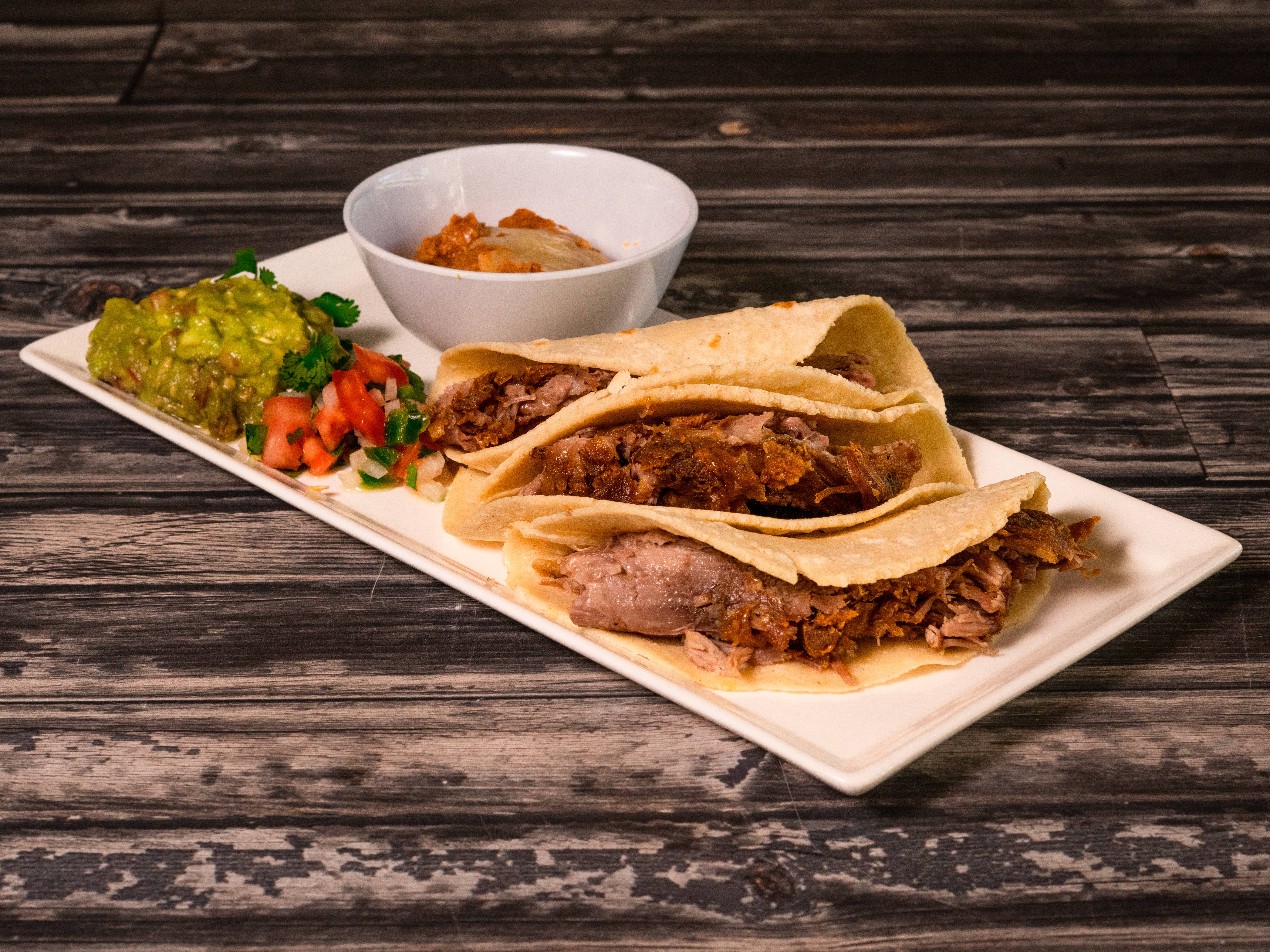 Order Tacos food online from Carnitas Queretaro store, El Paso on bringmethat.com