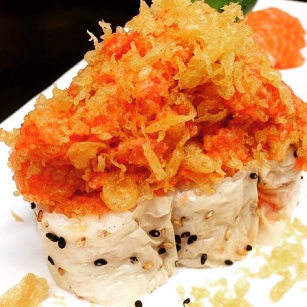 Order Crunchy Spicy Tuna Roll food online from Noshi Sushi store, Los Angeles on bringmethat.com