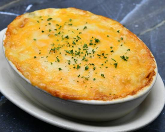Order Smoked Gouda & Bacon Au Gratin Potatoes food online from Morton The Steakhouse store, Bethesda on bringmethat.com