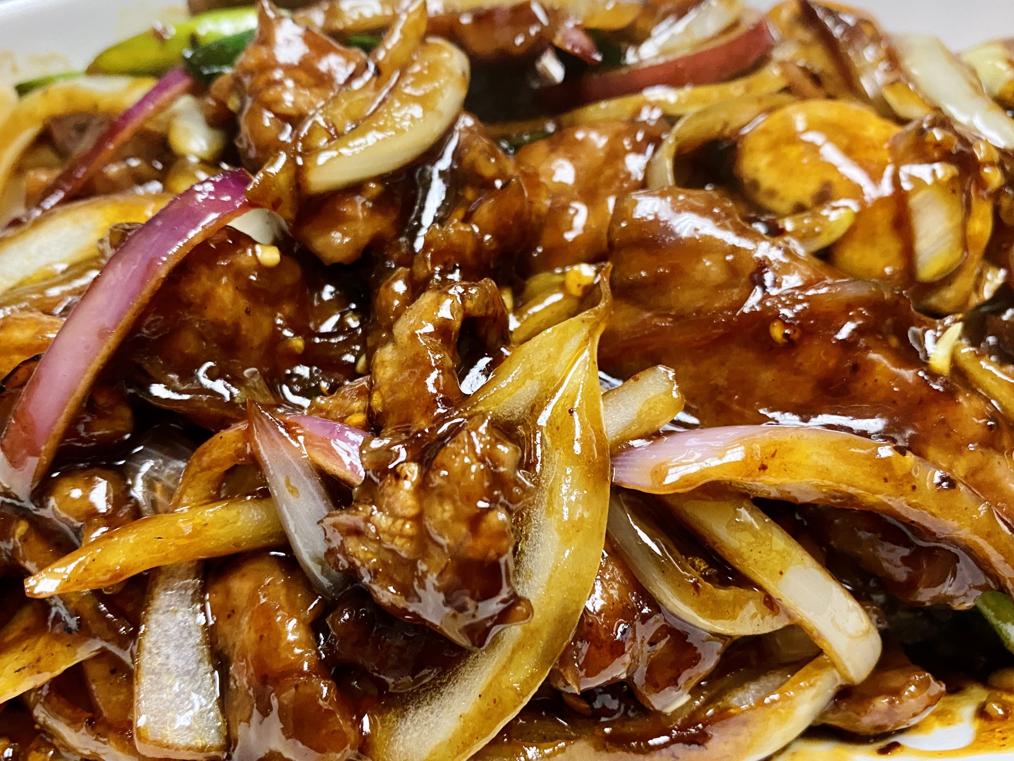 Order Mongolian Beef food online from Min Min Asian Cafe store, Chicago on bringmethat.com