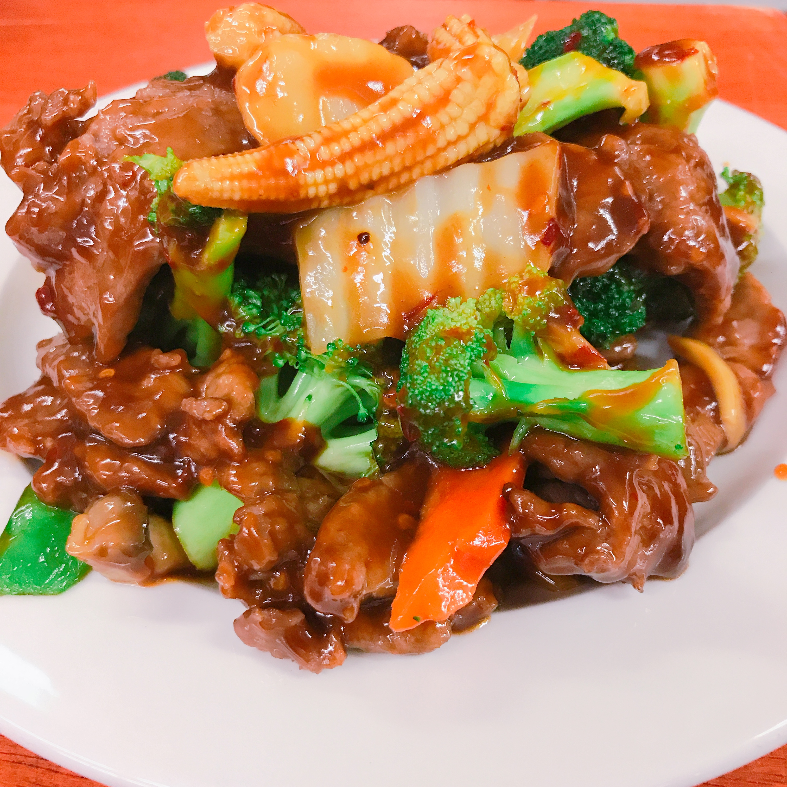 Order Beef with Garlic Sauce food online from Eighty Eight Cafe Inc store, Winchester on bringmethat.com