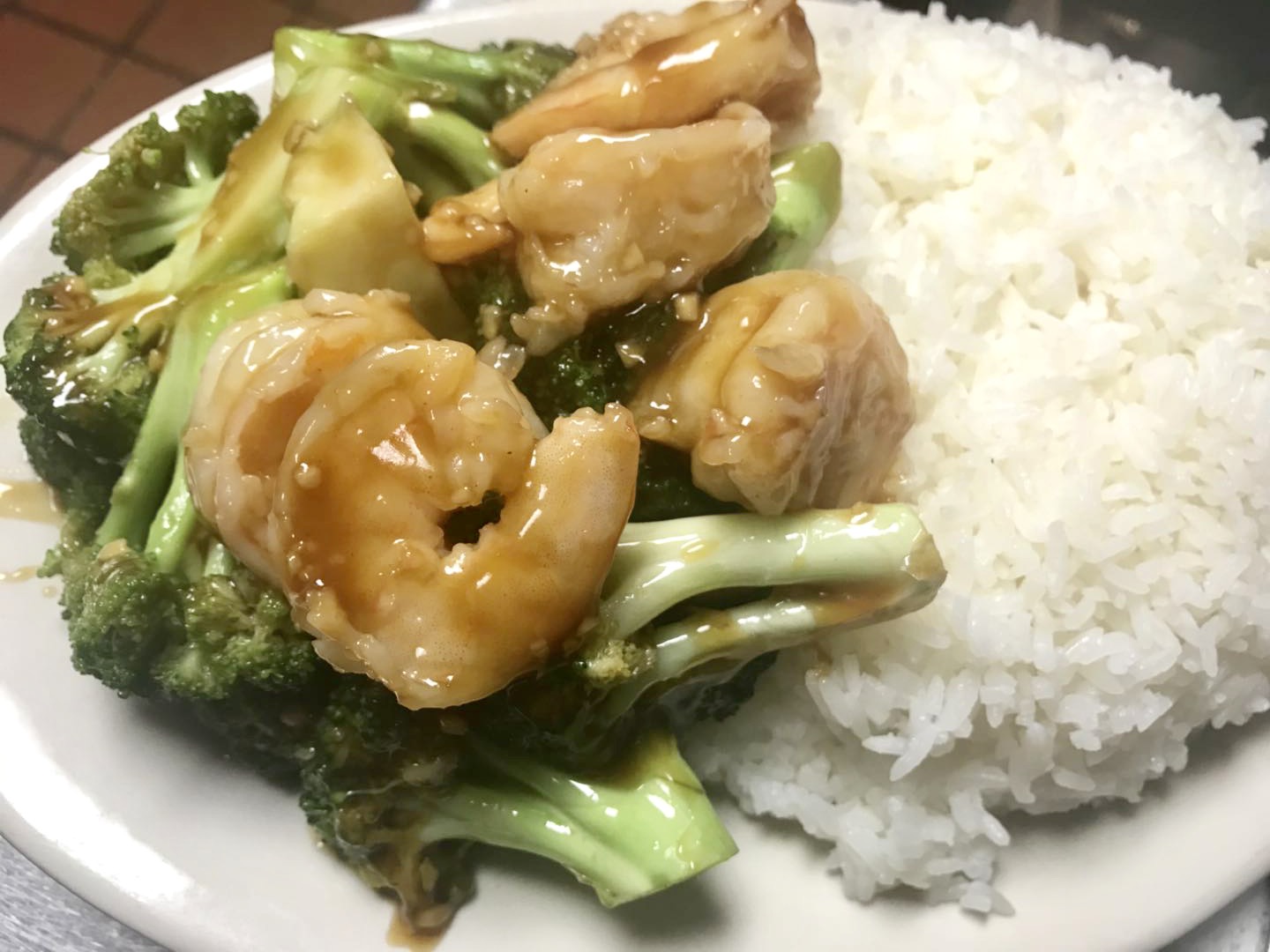 Order S11. Shrimp with Broccoli Platter food online from Golden Empress Garden store, Philadelphia on bringmethat.com