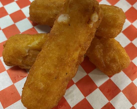 Order Mozzarella Sticks (4pcs) food online from Philly Cheesesteaks store, Shenandoah on bringmethat.com