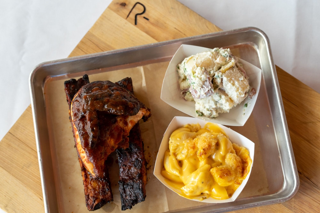 Order Chicken and Spare Ribs Platter food online from Rocklands store, Washington on bringmethat.com