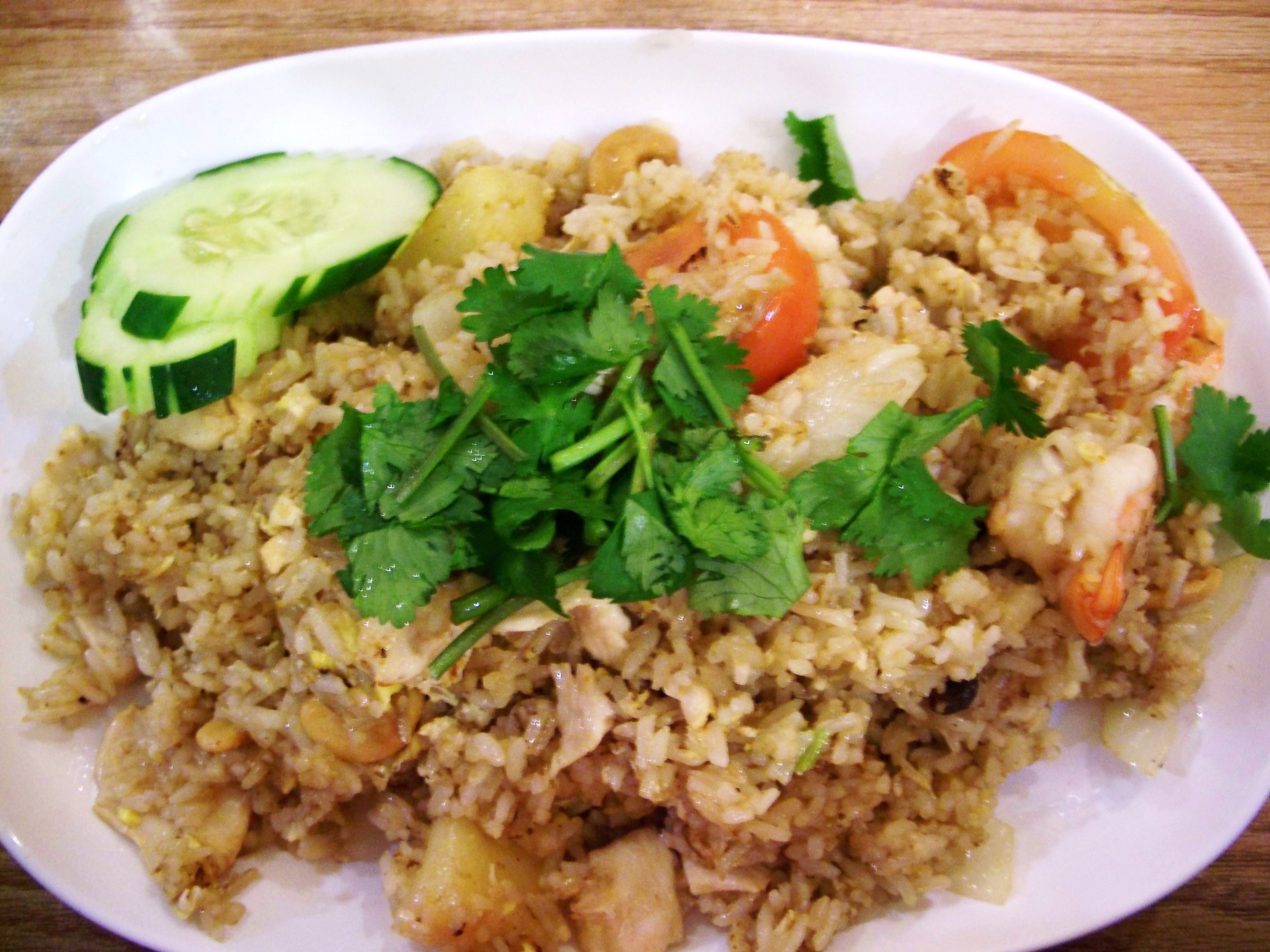 Order Thai Fried Rice food online from Tara Thai store, Vienna on bringmethat.com