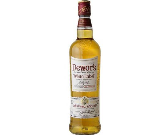 Order Dewar's White Label, 750mL whiskey (40.0% ABV) food online from House Of Wine store, New Rochelle on bringmethat.com