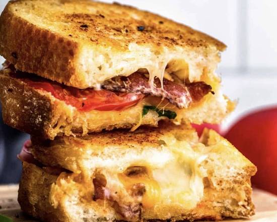 Order Grilled Cheese with Grilled Tomato food online from Cafe On Main store, Woodbridge Township on bringmethat.com