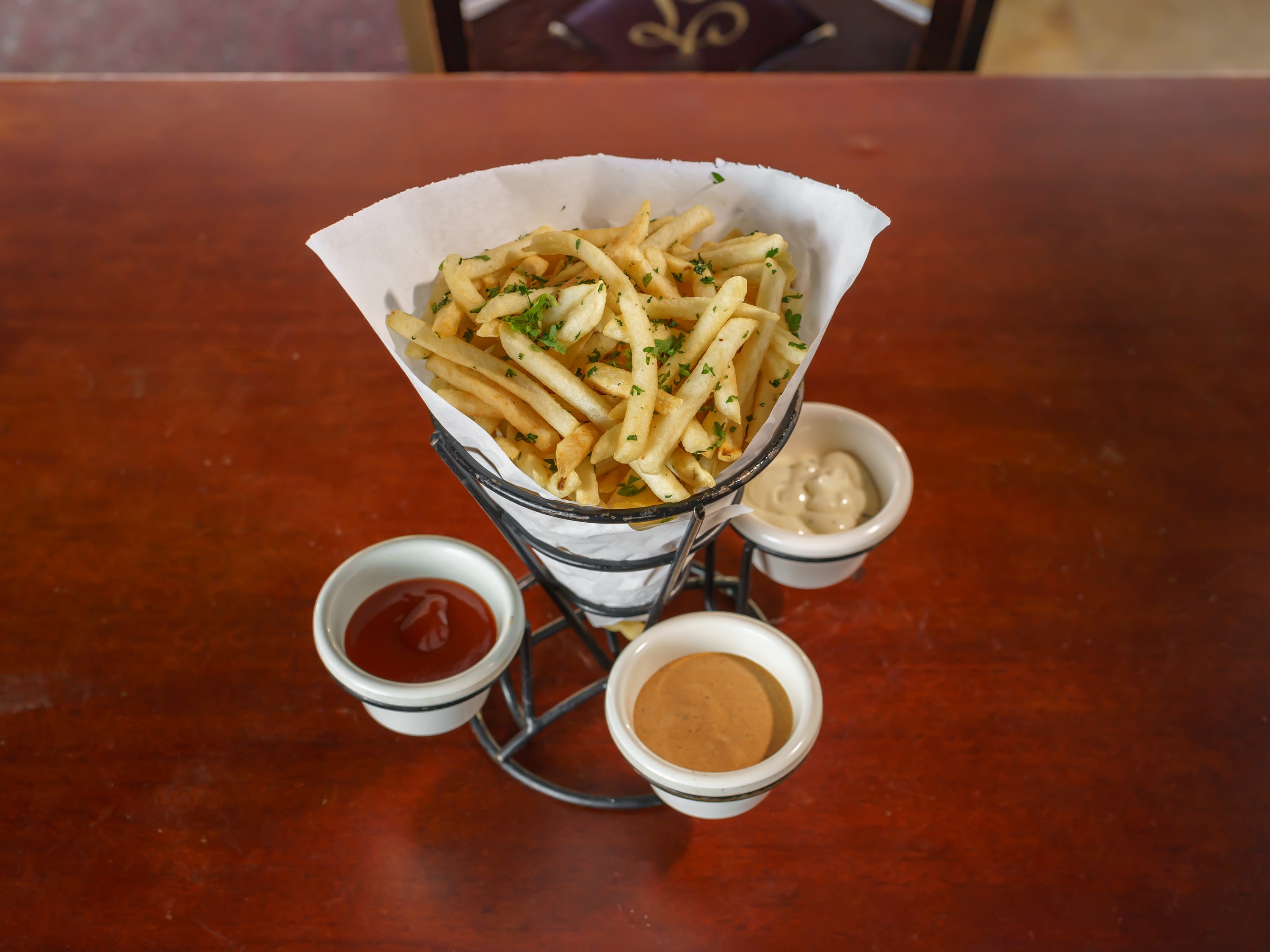 Order Garlic French Fries food online from La Creperie Cafe store, La Verne on bringmethat.com