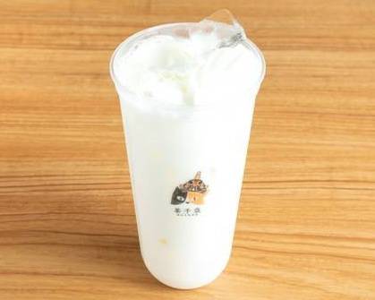 Order Almond milk 杏仁露 food online from Timeless Tea store, Bellevue on bringmethat.com