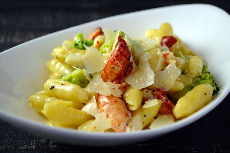 Order Truffle Lobster Broccoli Macaroni and Cheese, Piave food online from 1700 Degrees Steakhouse store, Harrisburg on bringmethat.com
