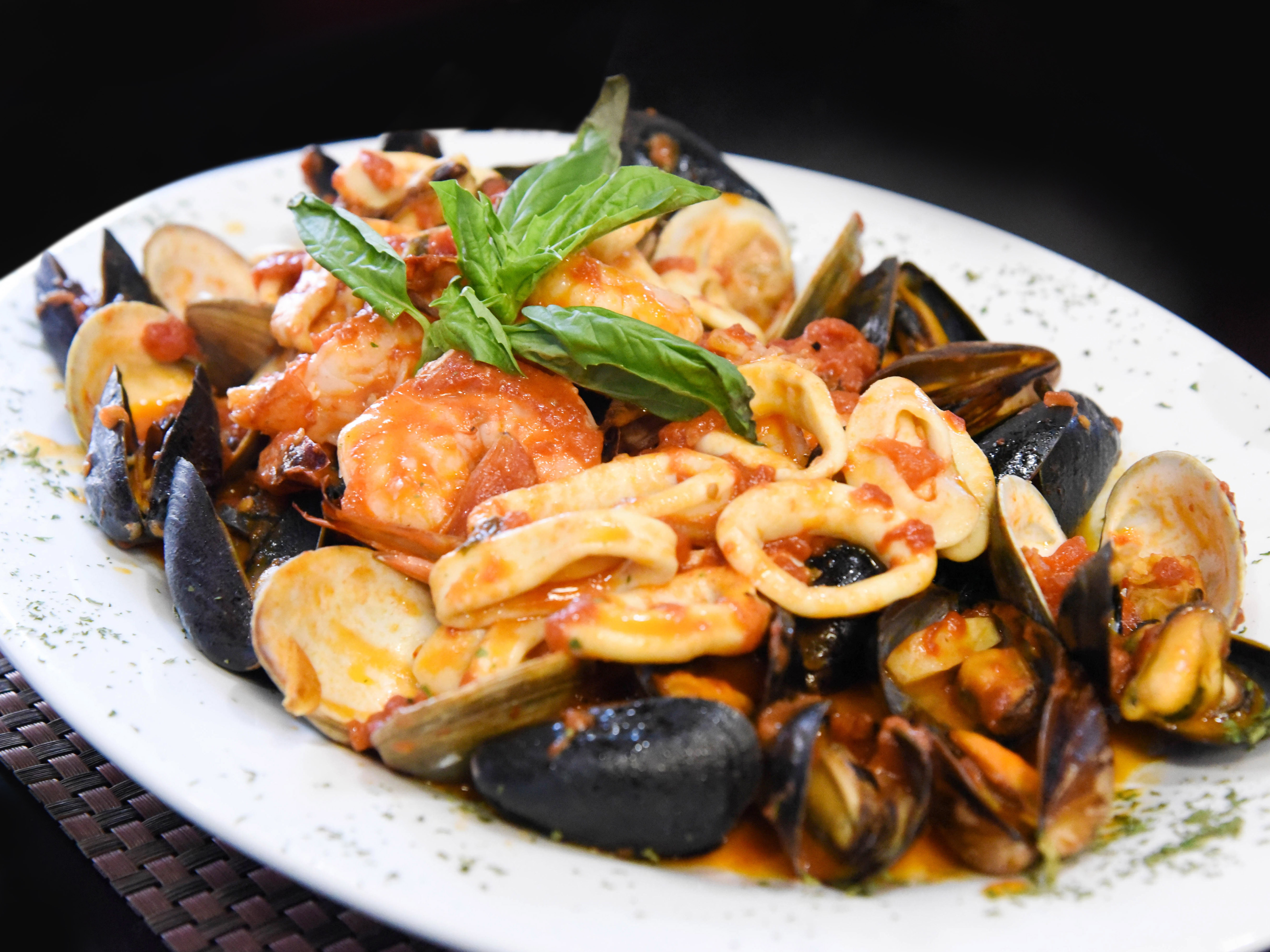 Order Zuppa di Pesce food online from Casa Mia store, Yonkers on bringmethat.com