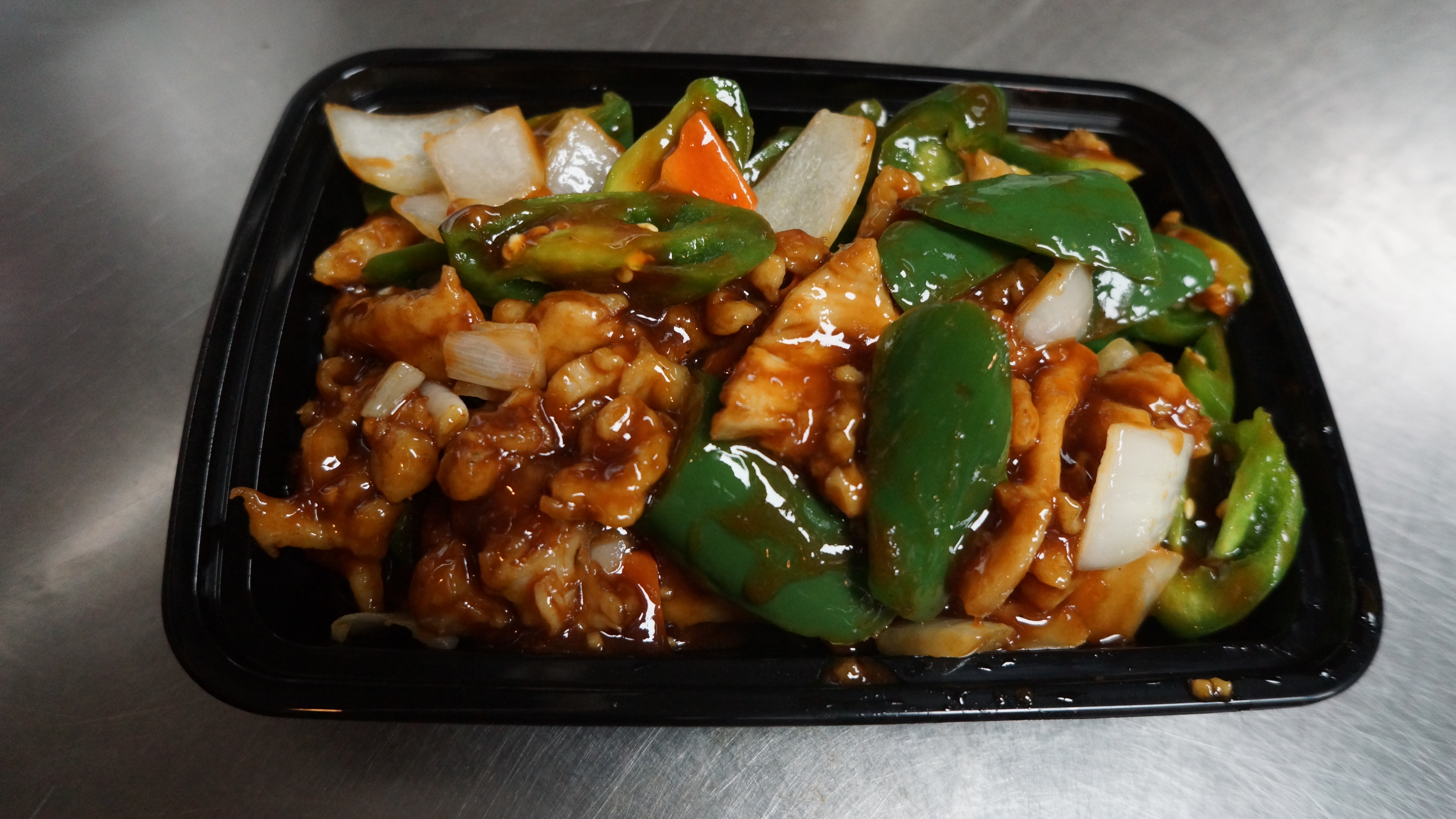 Order 52. Spicy Pepper Chicken food online from Mandarin Chinese Cuisine store, Covina on bringmethat.com