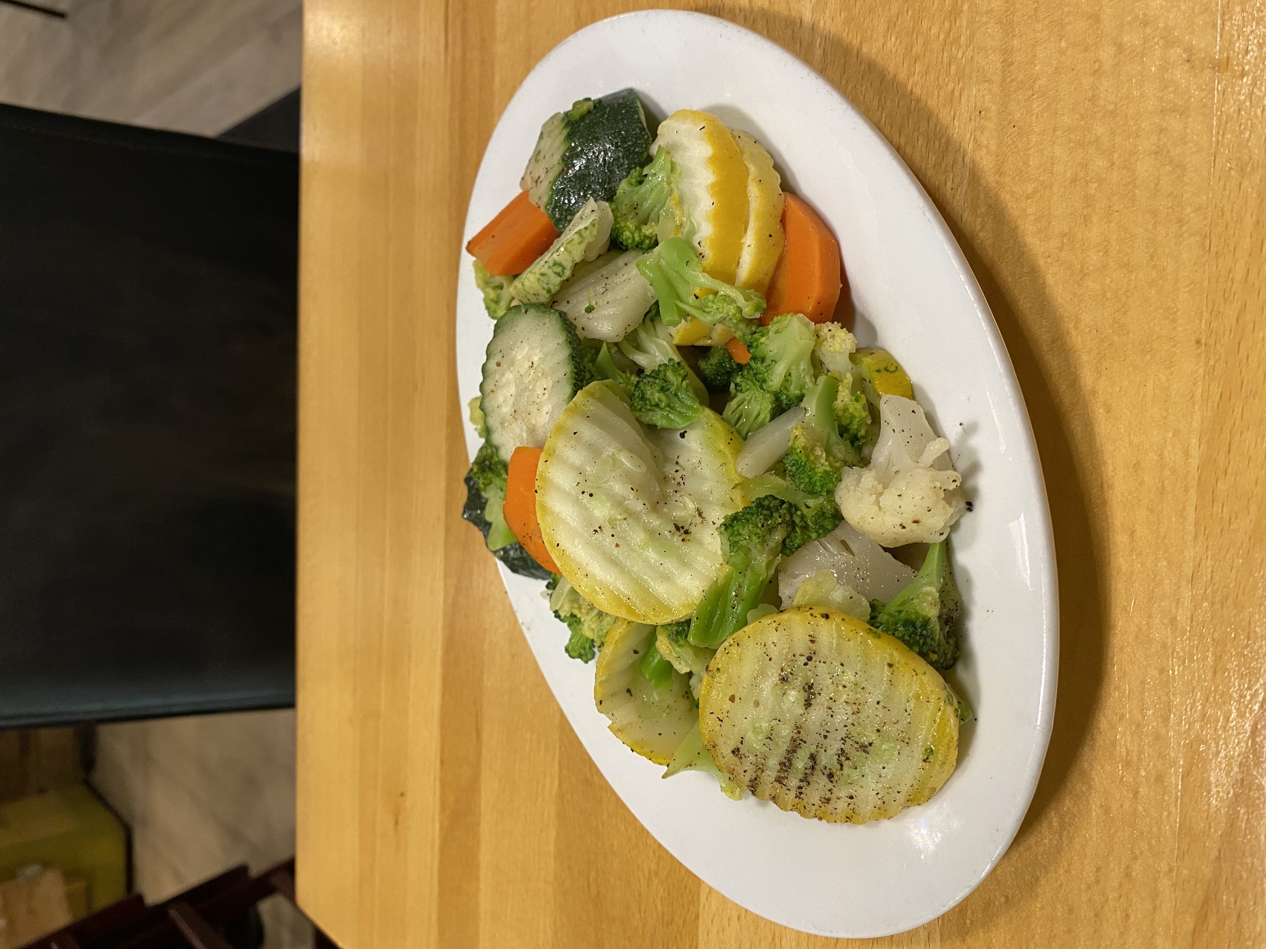 Order Steam Vegetables food online from Zara Cafe Grill store, Staten Island on bringmethat.com