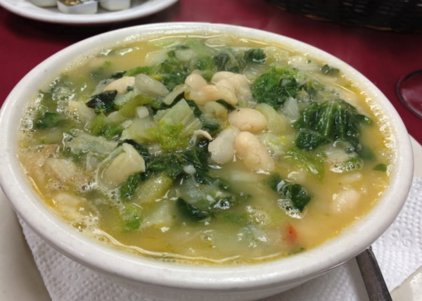 Order Escarole with Beans Soup food online from La Sicilia store, Belleville on bringmethat.com