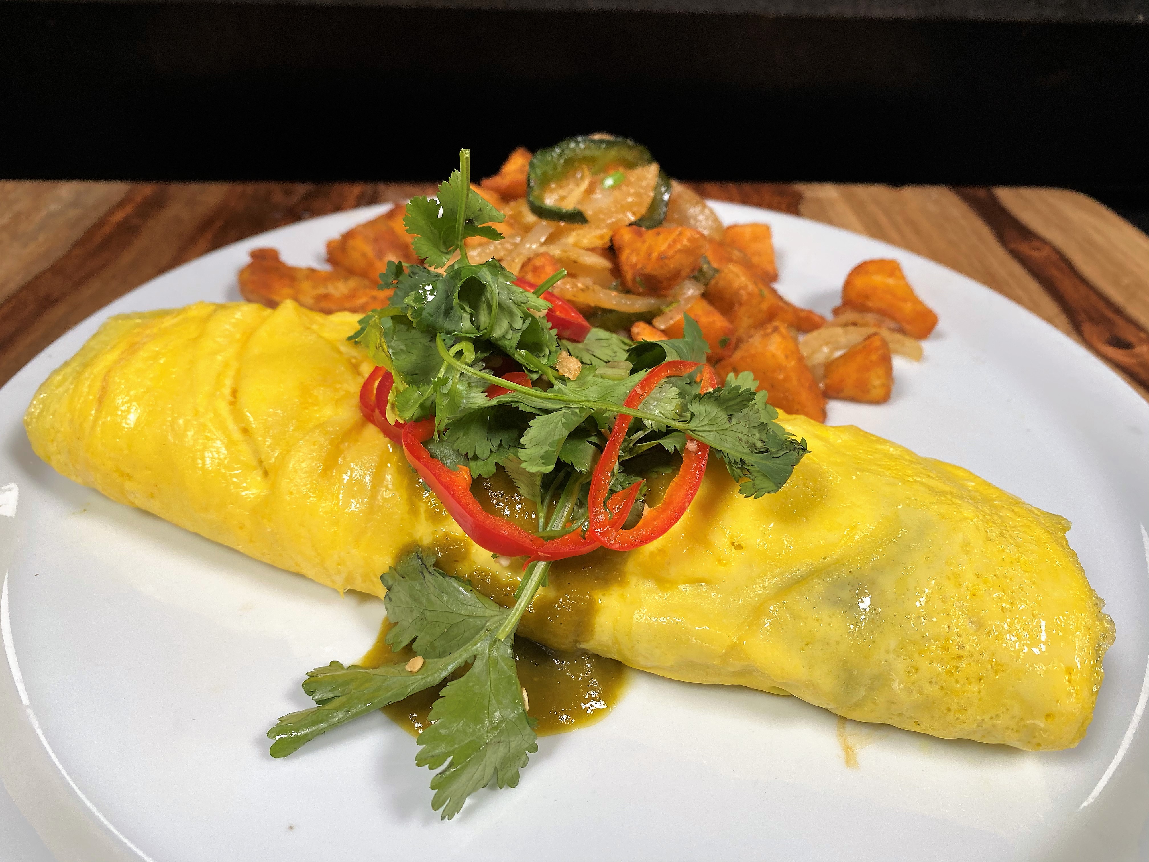 Order Smoked Pork Omelet food online from Taphouse Kitchen store, Phoenix on bringmethat.com
