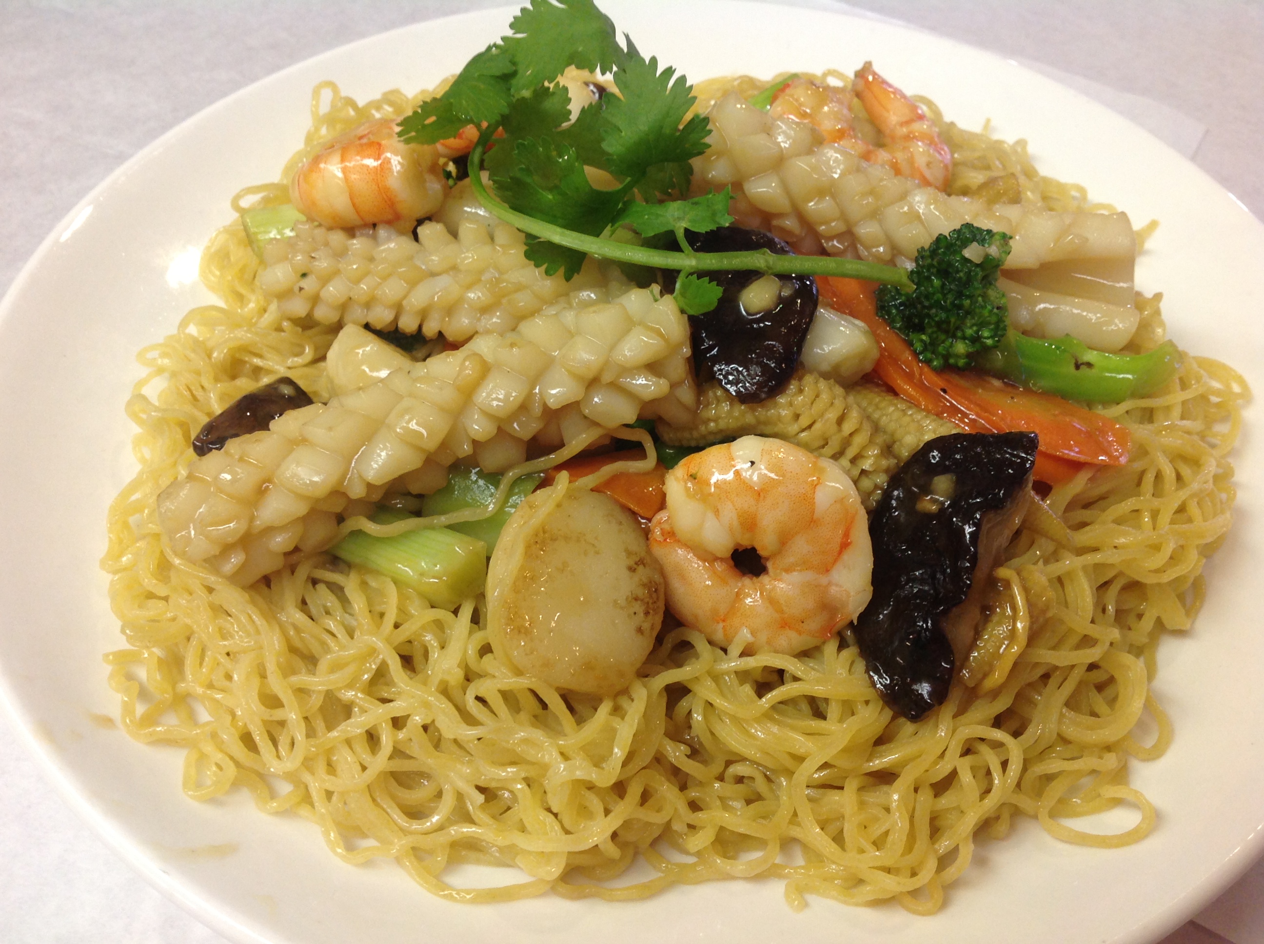 Order F06. Soft Egg Noodle (MXM) food online from Pho Daily store, Gardena on bringmethat.com