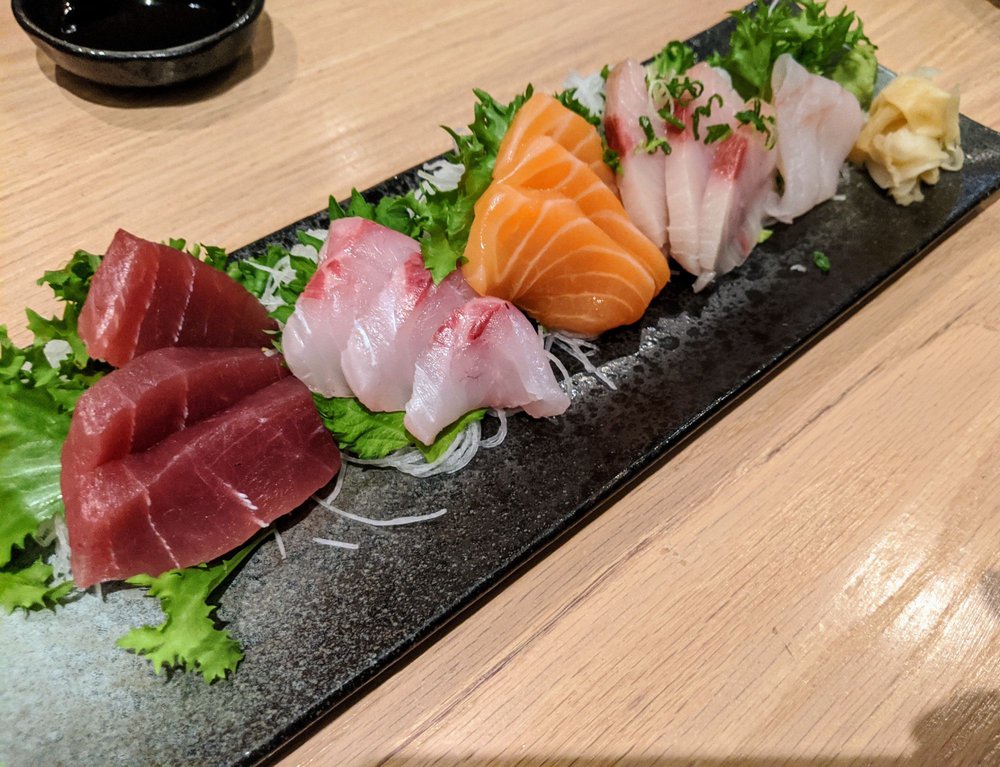 Order 12 piece Sashimi Regular  food online from Sushi para japanese restaurant store, New York on bringmethat.com