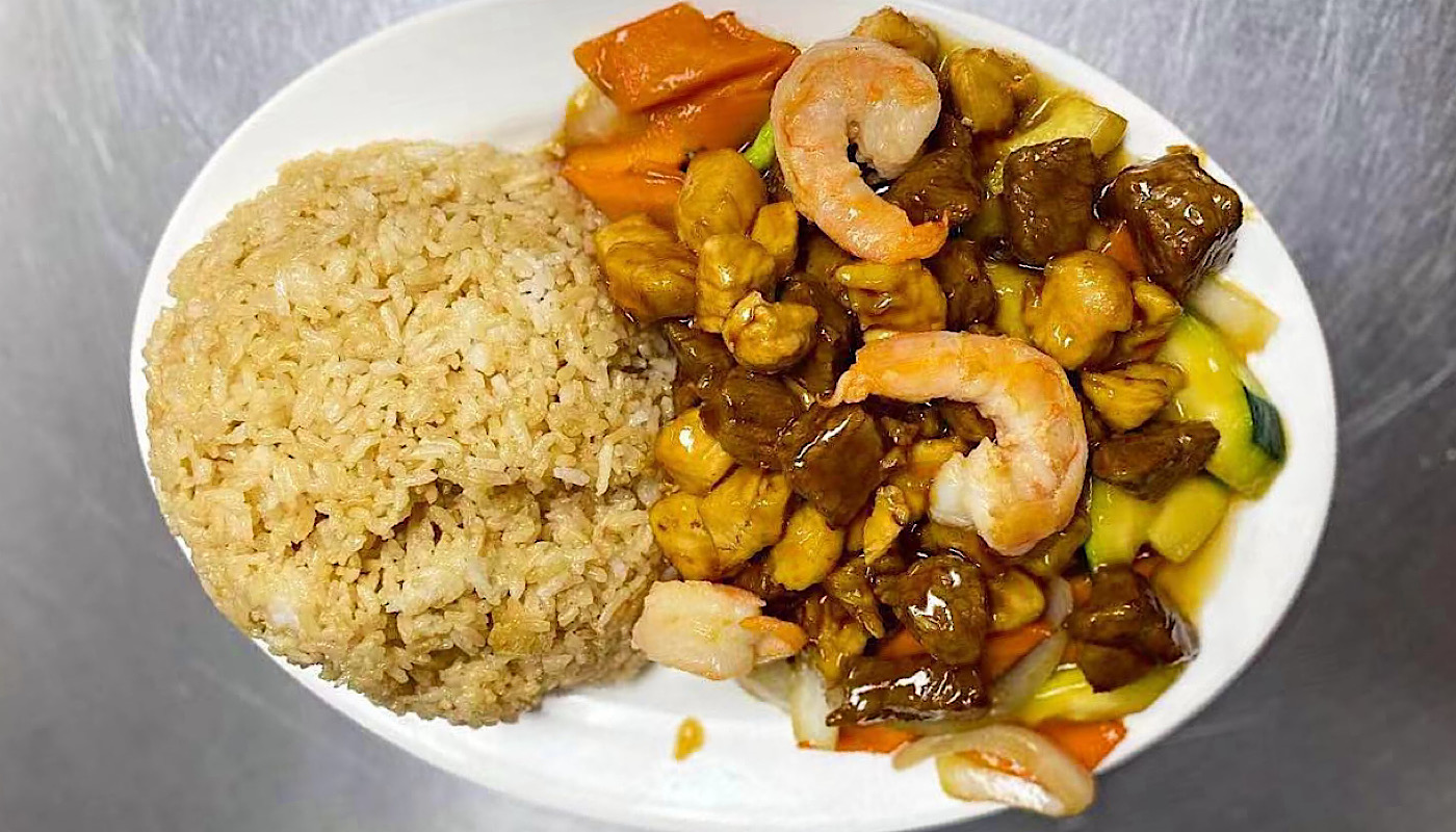 Order H12. Chicken, Steak, and Shrimp Hibachi Grill food online from Panda Hibachi store, Duncan on bringmethat.com