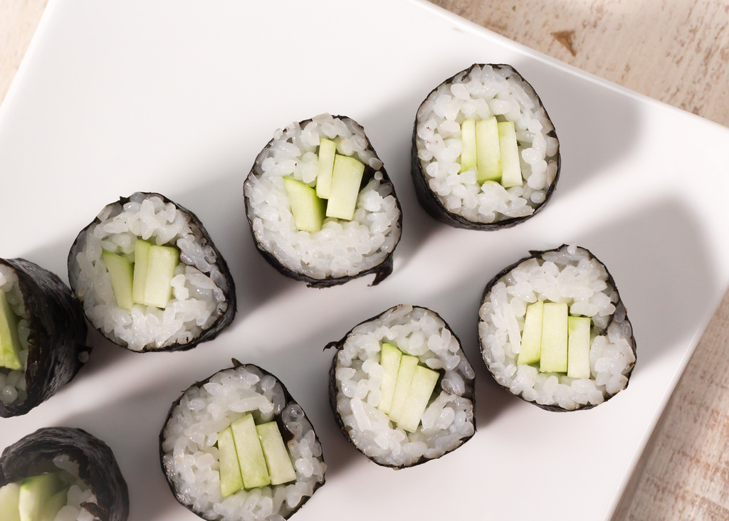 Order Cucumber Roll food online from Oishi store, Providence on bringmethat.com