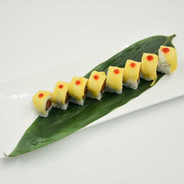 Order Mango Tango Roll food online from Tokyo Sushi & Bar store, South San Francisco on bringmethat.com