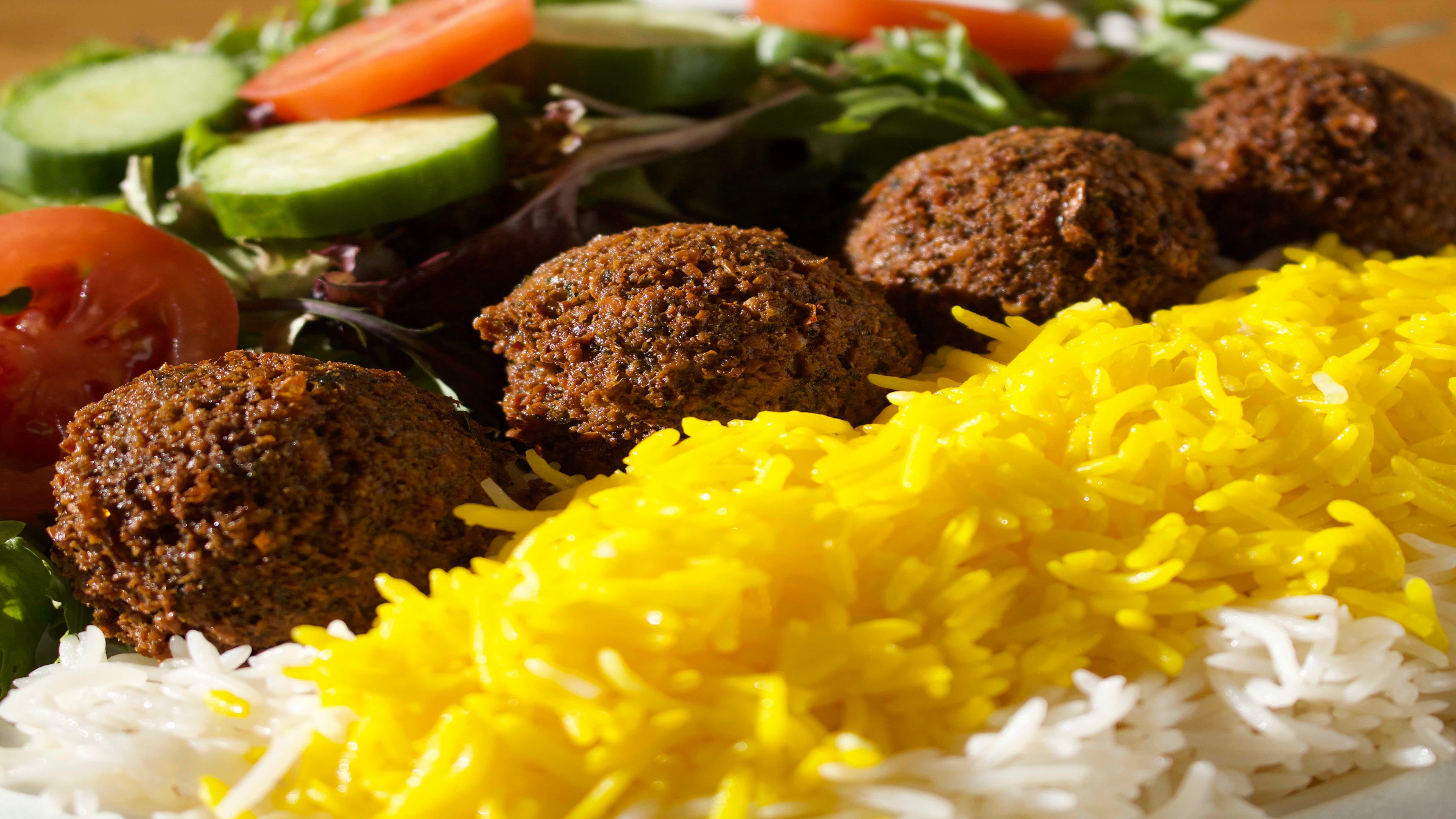 Order 41. Falafel Plate food online from Rosemary Grill store, Los Angeles on bringmethat.com