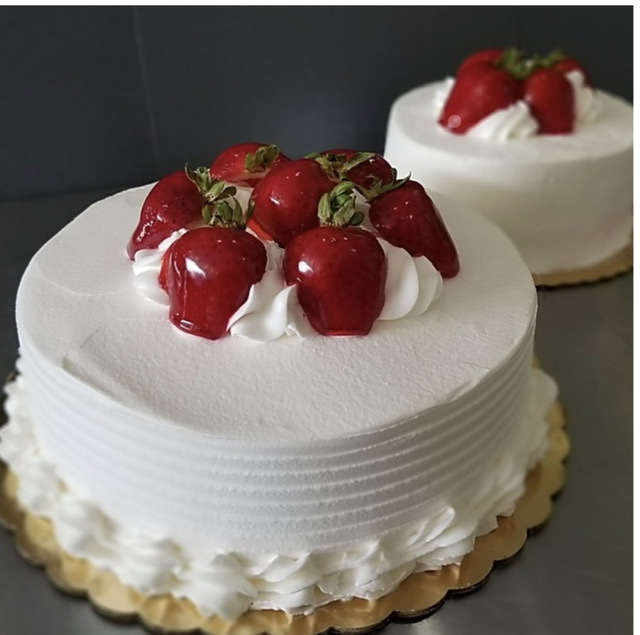 Order 6" Strawberry Shortcake food online from The Mayflower Bakery store, Linthicum Heights on bringmethat.com