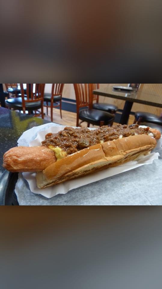 Order Hot Dog with Chili food online from Big Steve Grill store, Plainville on bringmethat.com