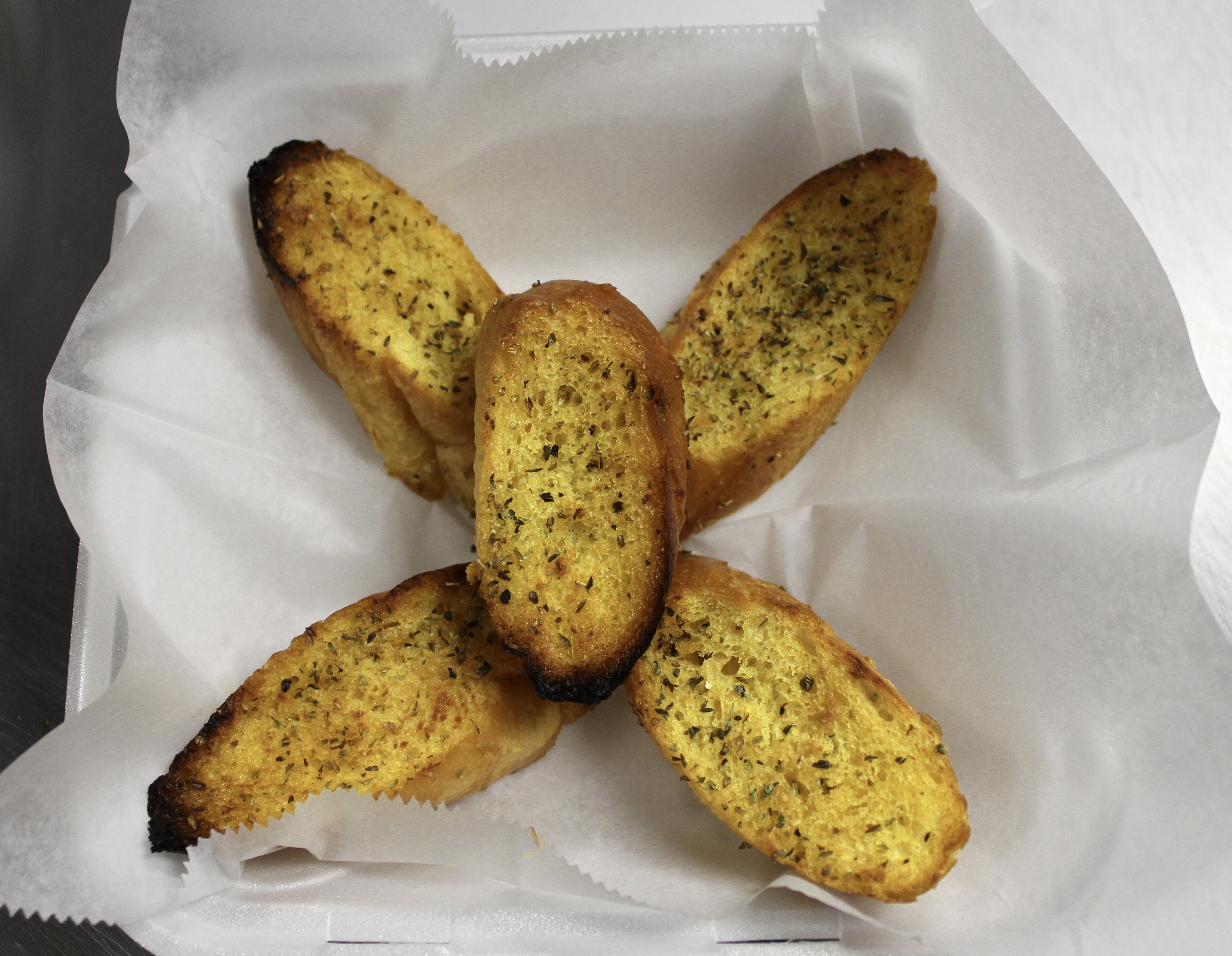 Order Garlic Bread food online from Papa Santiago's Pizzeria store, Chicago on bringmethat.com