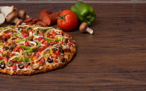 Order The McKinley Pizza - Small 10" (10 Slices) food online from Jersey Mike's store, Fairfield on bringmethat.com