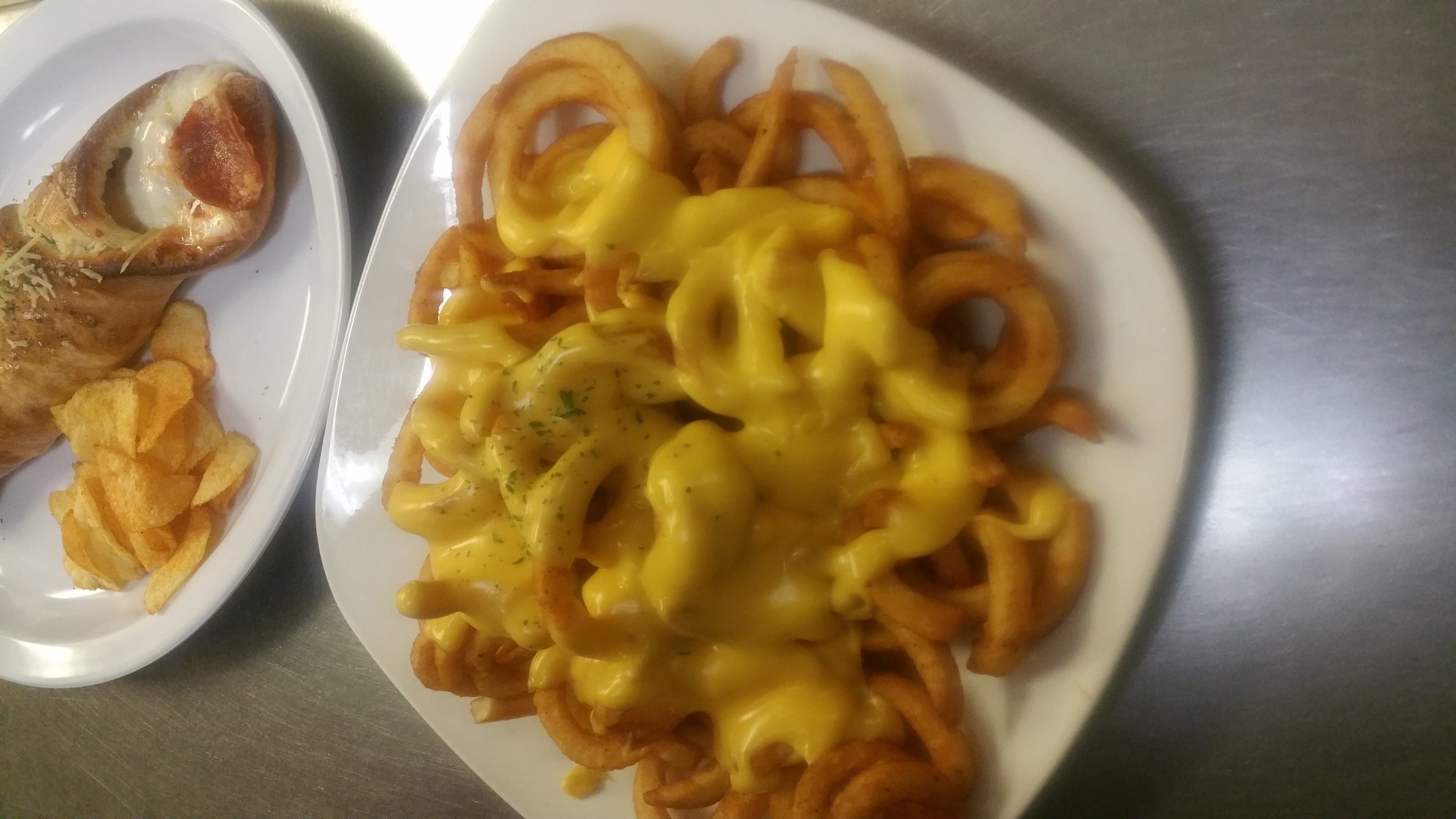 Order Curly Cheese Fries food online from Napoli's Pizzeria store, Bensalem on bringmethat.com