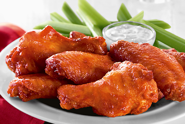 Order Chicken Wings food online from Seniore Pizza store, San Mateo on bringmethat.com