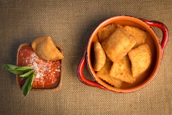 Order Fried Ravioli food online from Pizza Express store, Albany on bringmethat.com