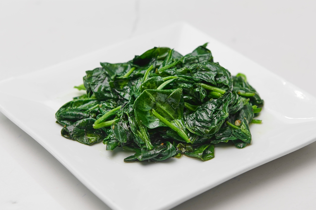 Order Sauteed Spinach food online from Blend store, Long Island City on bringmethat.com