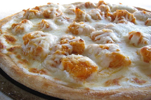 Order Buffalo Chicken Pizza - Small 14'' (6 Slices) food online from Planet Pizza store, Shelton on bringmethat.com