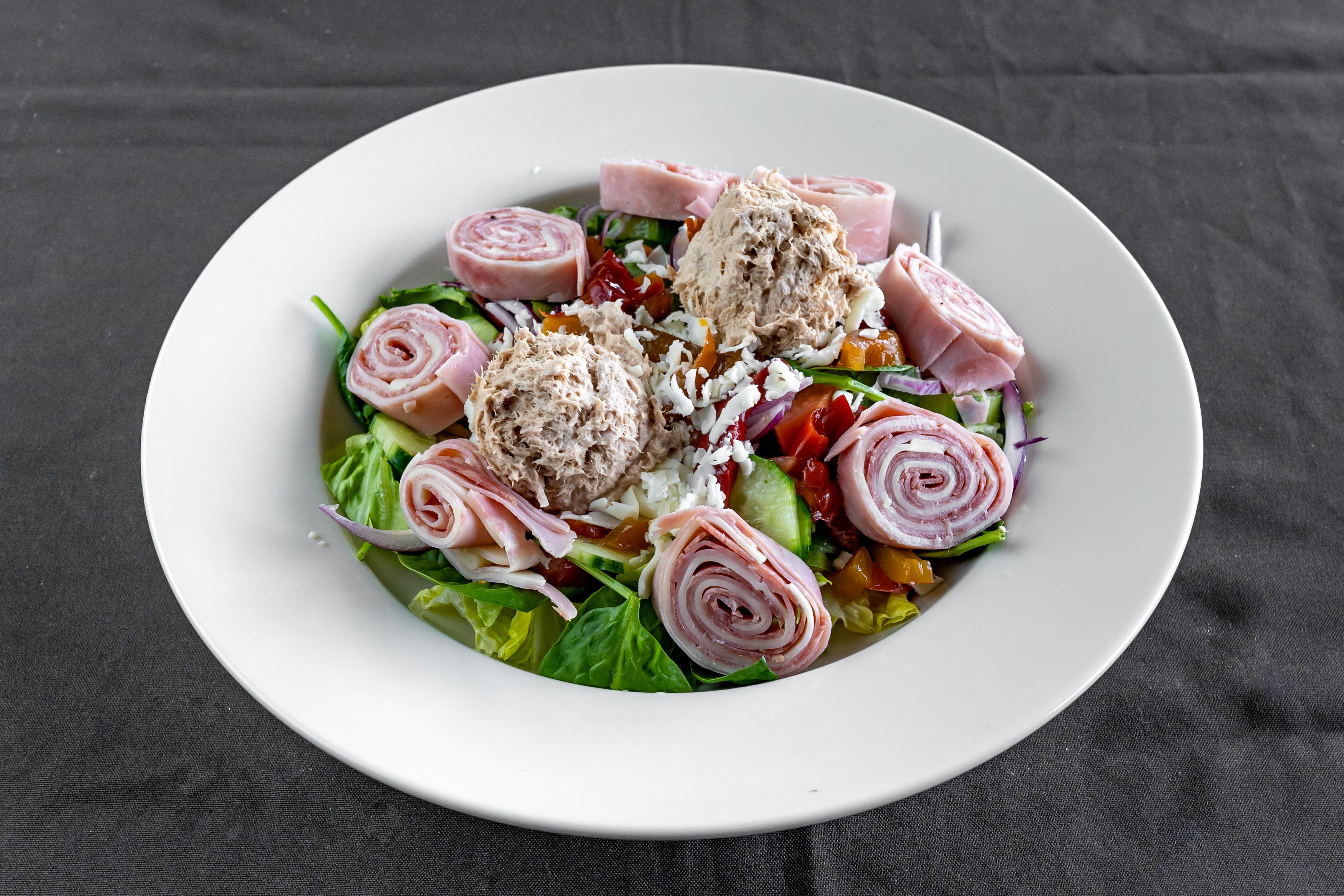 Order Antipasto Salad - Salad food online from Vito Pizza And Grill store, Spring City on bringmethat.com