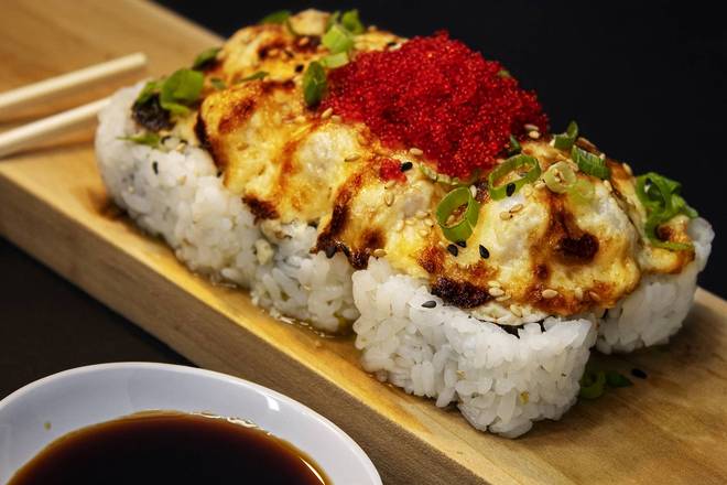 Order Baked Scallop Roll food online from Blue Fish Sushi & Teriyaki store, Huntington Park on bringmethat.com