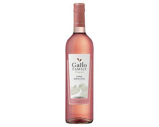 Order Gallo Family Vineyards Pink Moscato, 750mL blush wine (10.0% ABV) food online from Signal Liquor store, Signal Hill on bringmethat.com