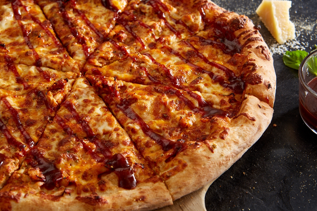 Order GF Bbq Chicken food online from Sal Pizza store, Manchester on bringmethat.com
