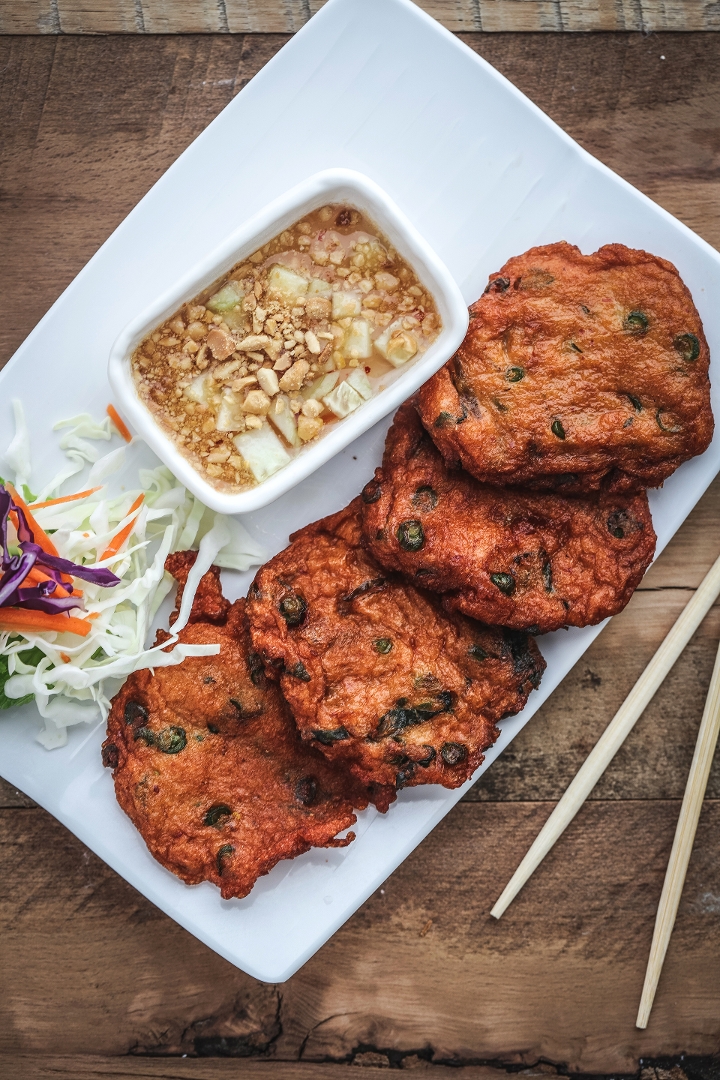 Order Fish Cakes food online from Family Thais Asian Bistro store, Dallas on bringmethat.com