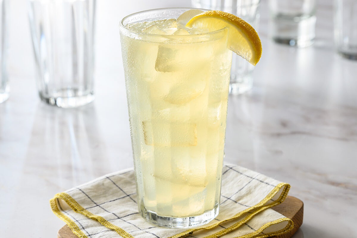 Order Old-Fashioned Lemonade food online from Cracker Barrel Old Country Store store, Savannah on bringmethat.com