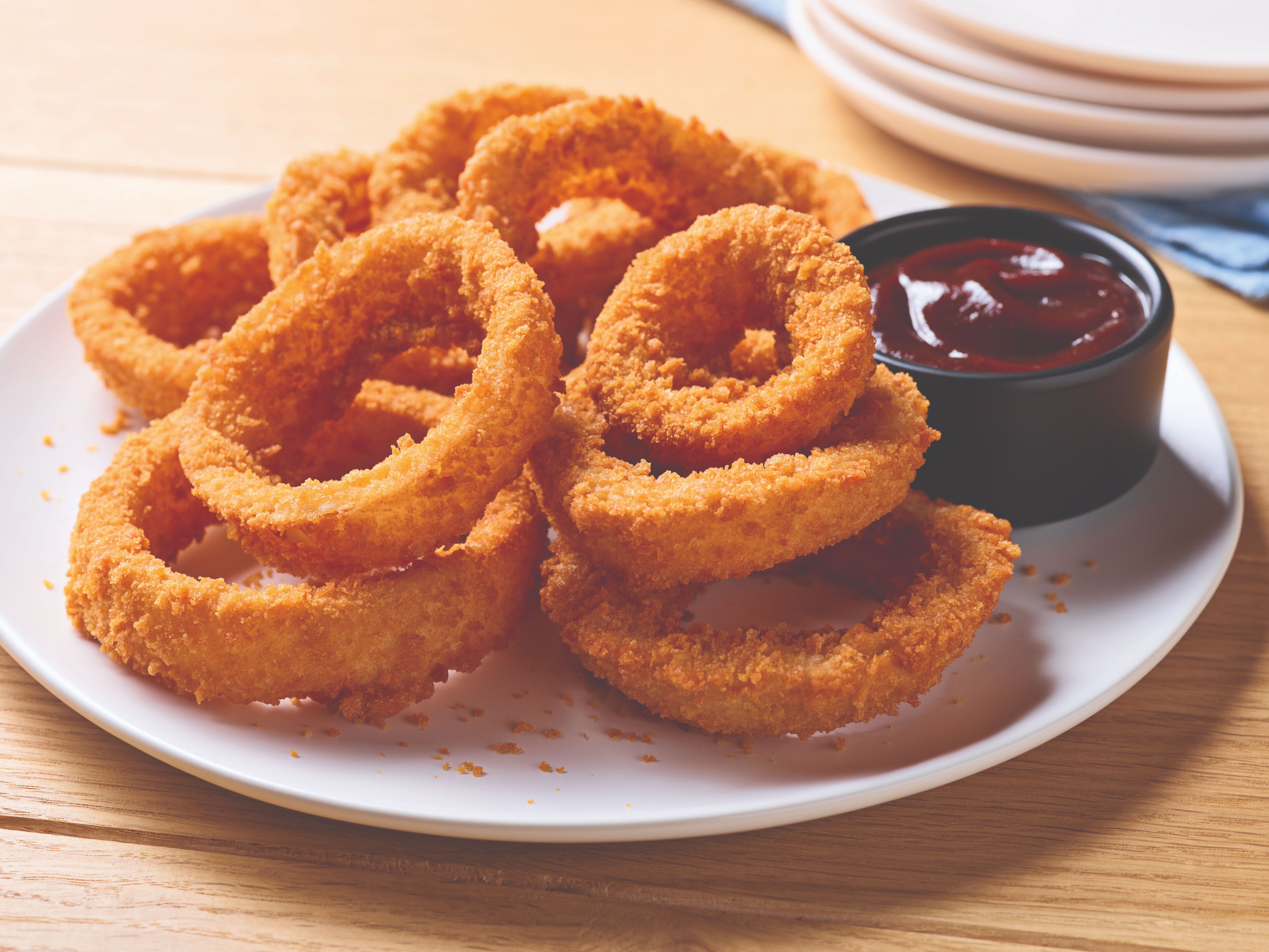 Order Crunchy Onion Rings food online from Applebee store, Quakertown on bringmethat.com