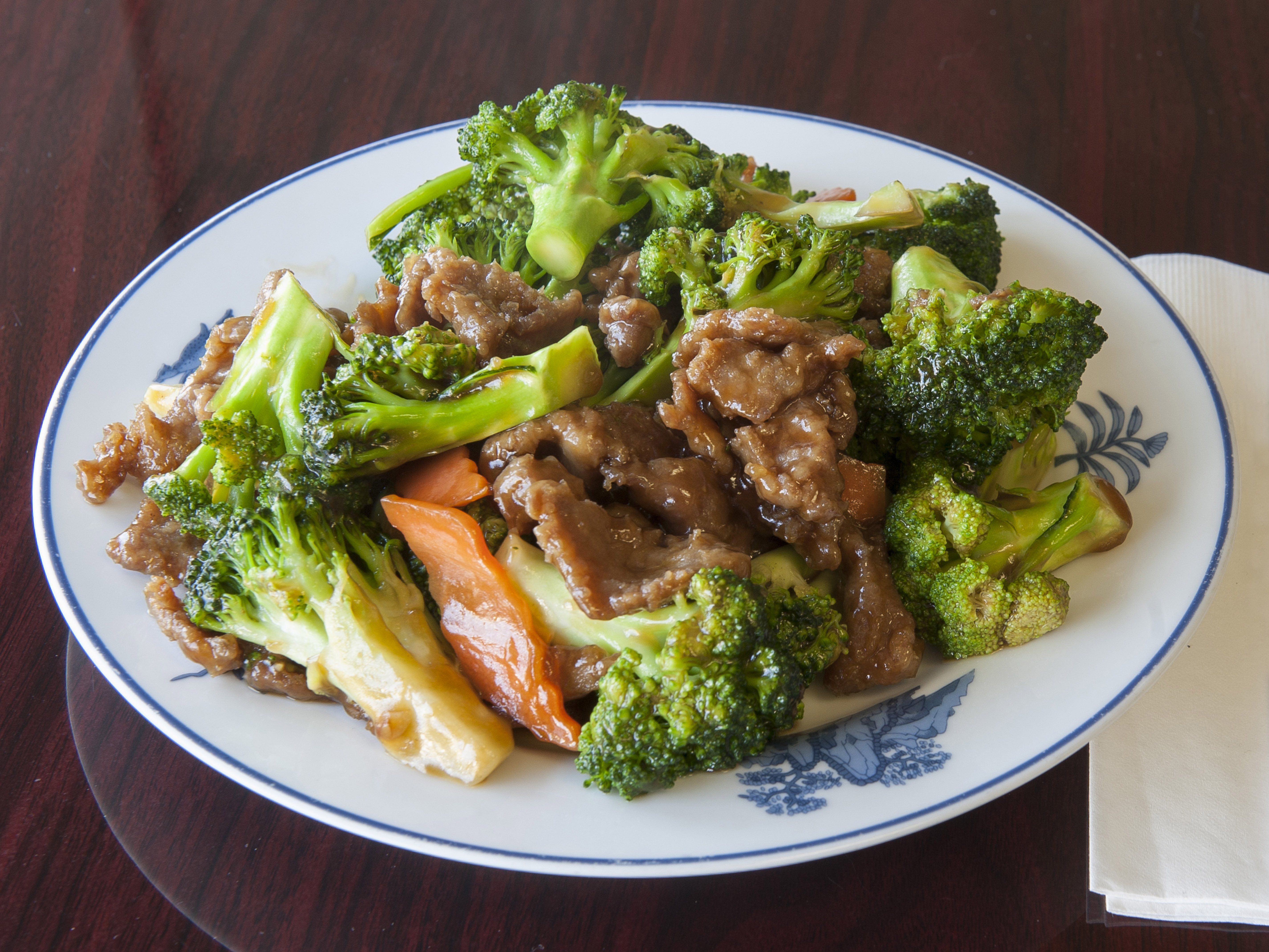 Order 16. Broccoli Beef food online from Asian chef store, Long Beach on bringmethat.com