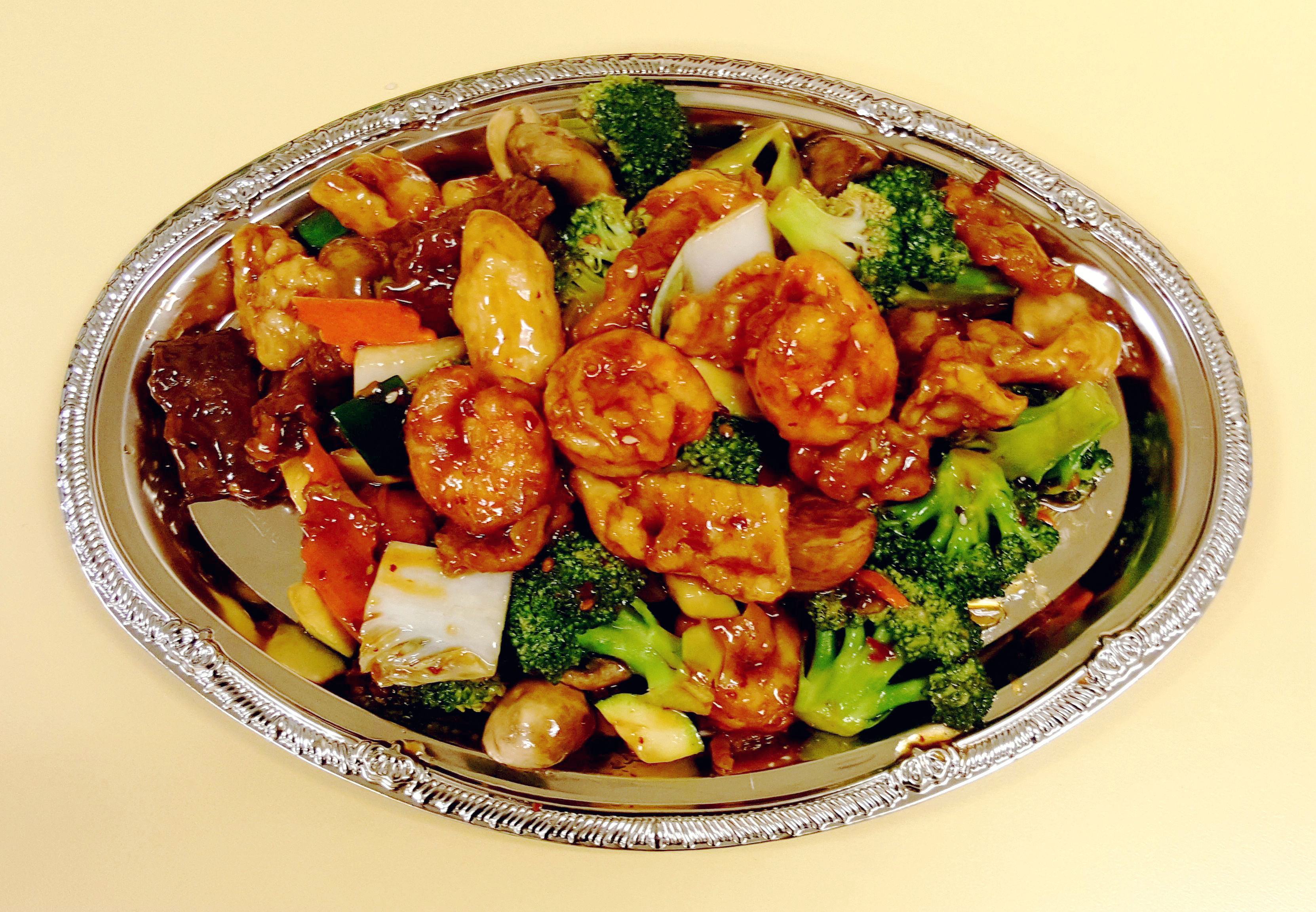 Order H10. Hunan Triple food online from China Taste store, Duluth on bringmethat.com